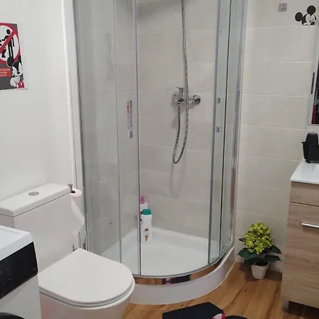 Mouse House Новельда